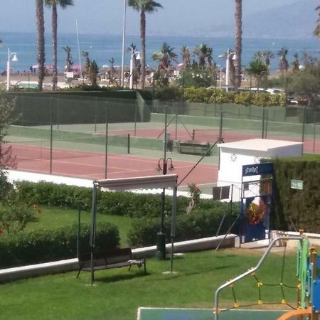 La Cala Del MoralPrimera Linea De Playa. Magnifica Urbanizacionアパートメント エクステリア 写真