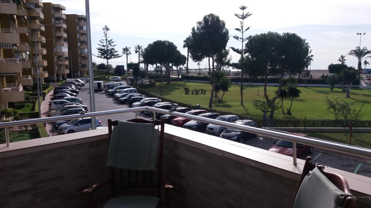 La Cala Del MoralPrimera Linea De Playa. Magnifica Urbanizacionアパートメント エクステリア 写真