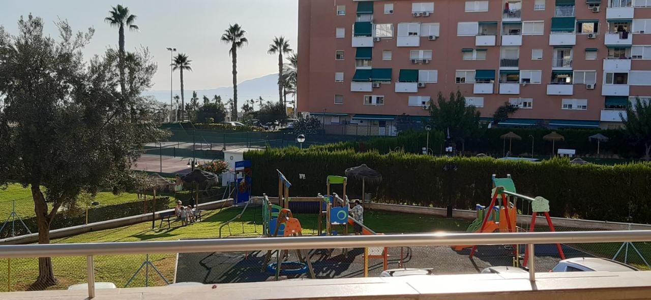 La Cala Del MoralPrimera Linea De Playa. Magnifica Urbanizacionアパートメント エクステリア 写真